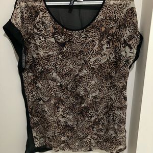 Cute black light top